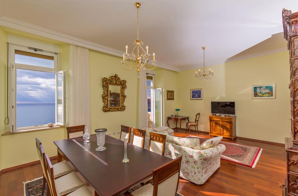 Luxury Seafront Apartment Banje Дубровник Экстерьер фото