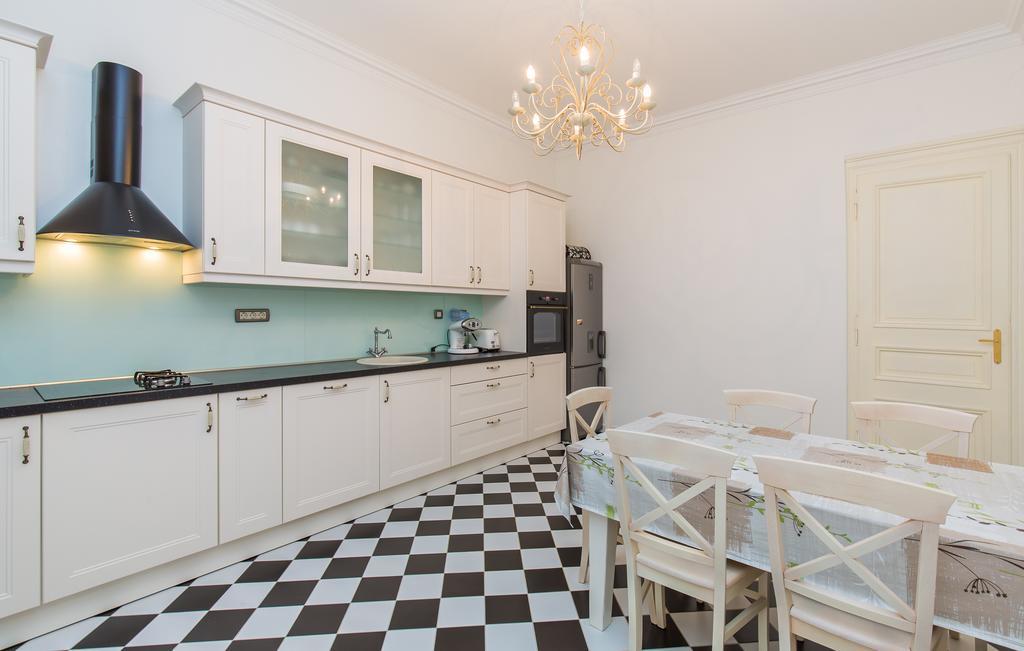 Luxury Seafront Apartment Banje Дубровник Экстерьер фото